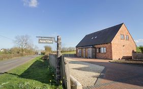 Walnut Cottage